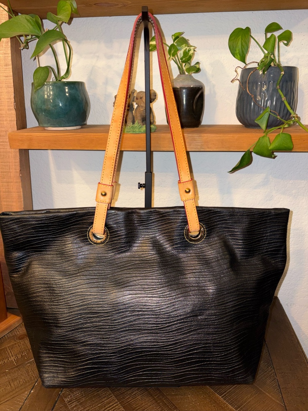 Authentic Dooney & Bourke Florentine Leather Tote Black Large Shoulder Bag EUC